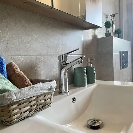 Apartman τέσσερις εποχές *